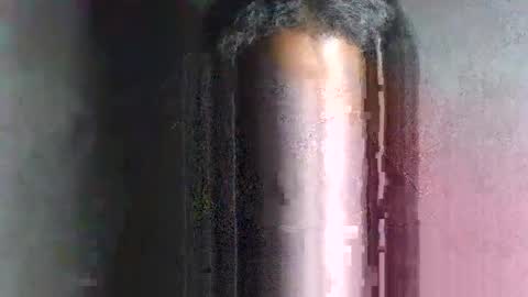 Snapshot of michou61 chatting on February 28, 7:20 am michou61 online show from February 28, 7:20 am