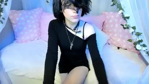 Micke online show from April 6, 8:48 am