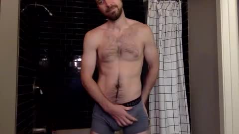 Snapshot of mickey_mic chatting on September 10, 7:14 pm mickey_mic online show from September 10, 7:14 pm