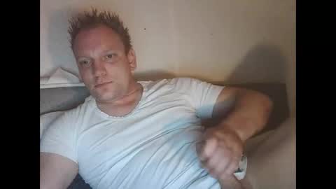 mickkxl online show from November 24, 12:27 pm