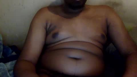 Snapshot of mickkzzx chatting on December 8, 7:43 pm mickkzzx online show from December 8, 7:43 pm