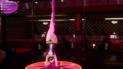 micow online show from April 8, 7:14 pm