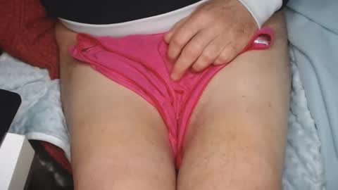 Snapshot of micropenis10cm chatting on December 1, 4:12 pm tinypenis online show from December 1, 4:12 pm