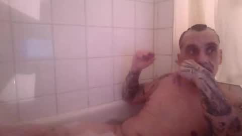 middle123456783939 online show from January 12, 3:23 am