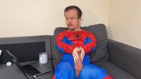 Snapshot of midgettripod1 chatting on October 31, 11:17 pm Aaron online show from October 31, 11:17 pm