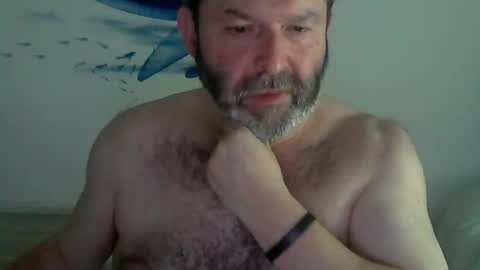 Snapshot of midhir chatting on January 16, 10:12 pm kike online show from January 16, 10:12 pm