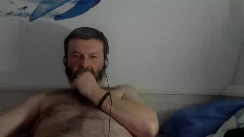 Snapshot of midhir chatting on January 31, 11:03 pm kike online show from January 31, 11:03 pm