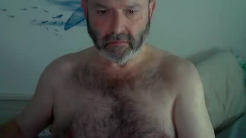 Snapshot of midhir chatting on February 13, 4:07 pm kike online show from February 13, 4:07 pm