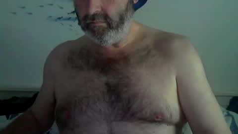 Snapshot of midhir chatting on February 16, 4:32 pm kike online show from February 16, 4:32 pm