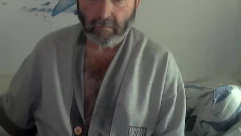 Snapshot of midhir chatting on February 25, 2:54 pm kike online show from February 25, 2:54 pm