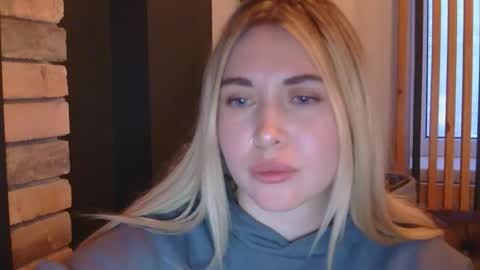 Snapshot of midnight_lace1 chatting on February 2, 3:00 pm Midnight lace1 online show from February 2, 3:00 pm