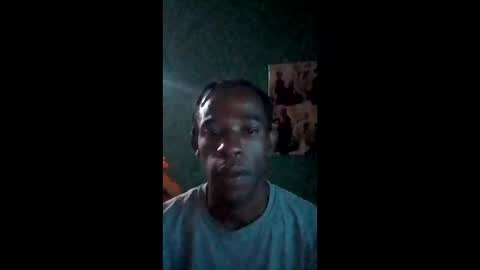 Snapshot of midnightandre chatting on February 12, 2:28 am midnightandre online show from February 12, 2:28 am