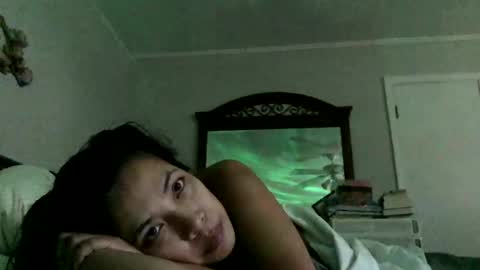 Snapshot of midnightblue80 chatting on November 16, 6:57 pm midnightblue80 online show from November 16, 6:57 pm