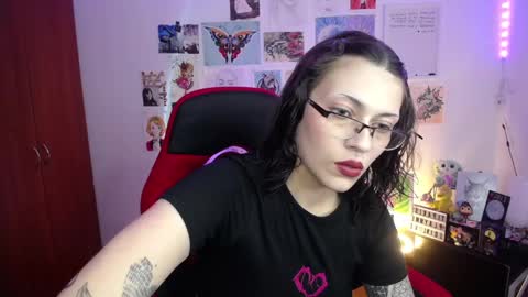 Snapshot of midnightcandy888 chatting on December 19, 7:07 pm Pola INDEPENDENT MODEL online show from December 19, 7:07 pm