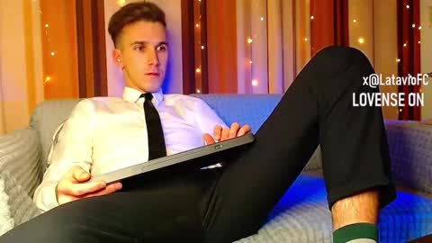 Snapshot of midnighter__ chatting on December 16, 11:54 pm Alexey or just Alex online show from December 16, 11:54 pm