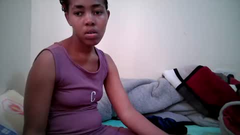 Snapshot of midnightnala chatting on July 23, 11:19 am Nala online show from July 23, 11:19 am