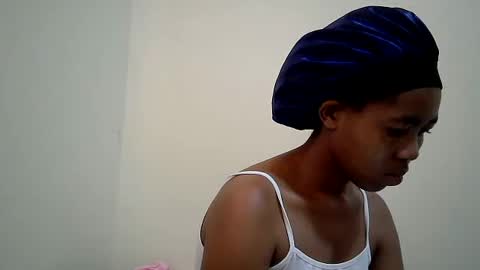 Snapshot of midnightnala chatting on August 2, 4:55 am Nala online show from August 2, 4:55 am