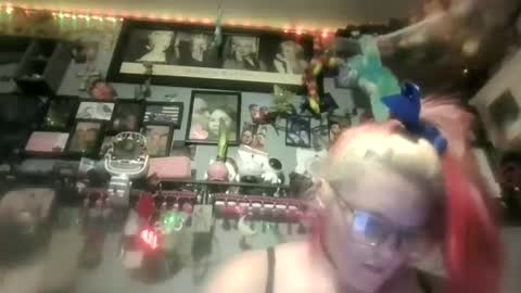 midnightseducer1 online show from April 10, 10:14 pm