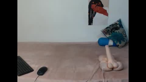 midnightsinx online show from April 15, 12:28 am