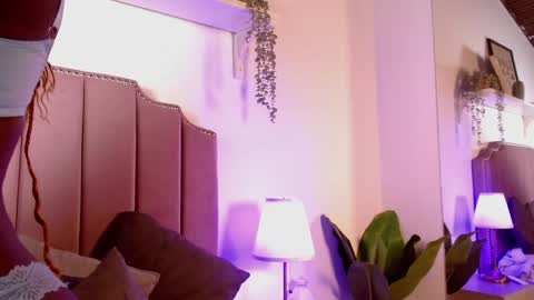    . online show from April 3, 3:37 am