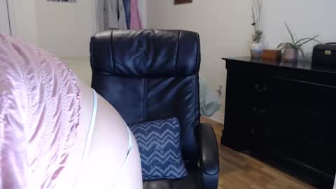 MidsummerNightsDream online show from December 3, 6:17 pm