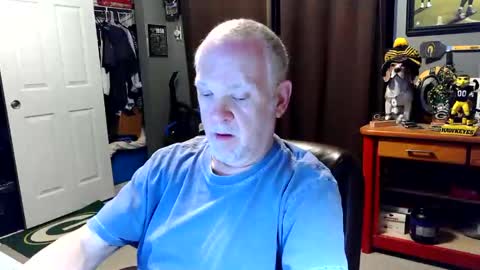 midwestdad09 online show from April 17, 8:17 am