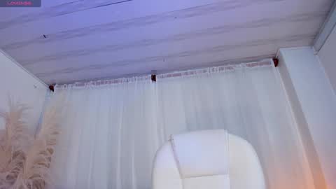 Snapshot of miel_gomez chatting on February 7, 5:51 pm miel_gomez online show from February 7, 5:51 pm