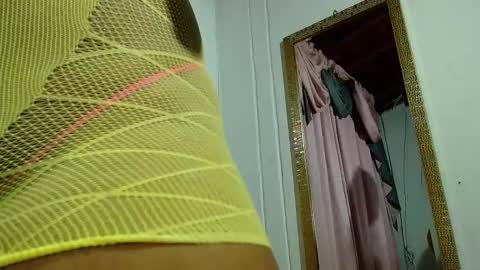 mielsquirt online show from October 9, 8:56 am