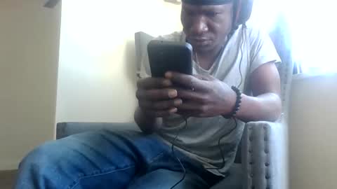 Snapshot of mightymandingo chatting on May 5, 4:15 pm Mightymandingo online show from May 5, 4:15 pm