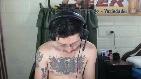 Miguel  Independent Model  online show from April 10, 3:23 am