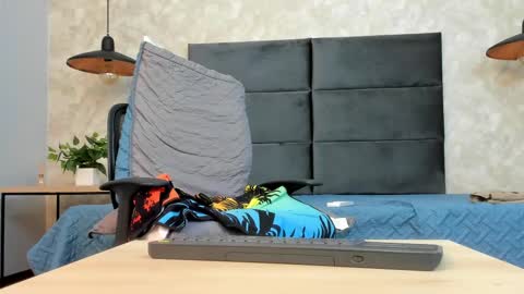 miguelsanfrancisco online show from March 12, 2:56 pm