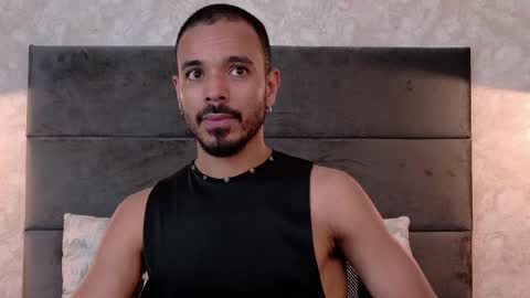 miguelsanfrancisco online show from March 30, 3:24 pm