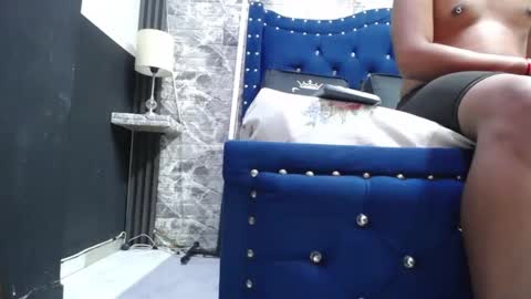 miha_califa online show from February 18, 11:39 am