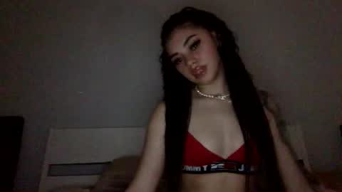 mihaela4467922 online show from April 21, 8:55 pm