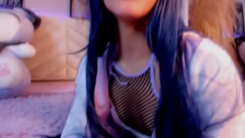 Snapshot of miia__baker chatting on January 18, 12:26 pm online show from January 18, 12:26 pm