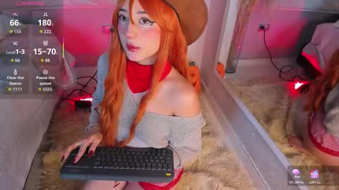 Snapshot of miia__baker chatting on October 18, 12:17 pm online show from October 18, 12:17 pm