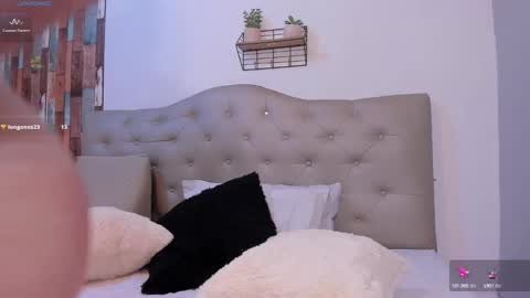 Snapshot of miia_jhones16 chatting on January 25, 2:37 am Mia Jhones online show from January 25, 2:37 am