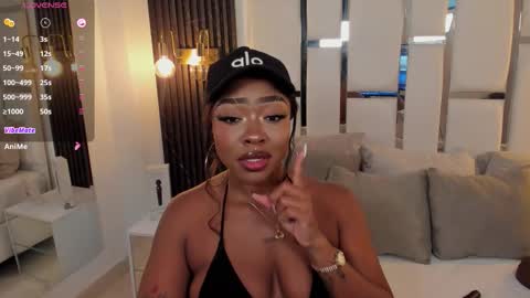 Snapshot of miia_schwarz chatting on October 9, 11:14 pm Miia Schwarz online show from October 9, 11:14 pm