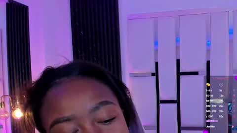 Snapshot of miia_schwarz chatting on November 17, 7:14 am Miia Schwarz online show from November 17, 7:14 am