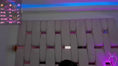 Snapshot of miia_schwarz chatting on April 19, 1:54 pm Miia Schwarz online show from April 19, 1:54 pm