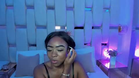 Snapshot of miia_schwarz chatting on June 10, 10:41 pm Miia Schwarz online show from June 10, 10:41 pm