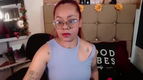 miia online show from November 5, 9:04 pm