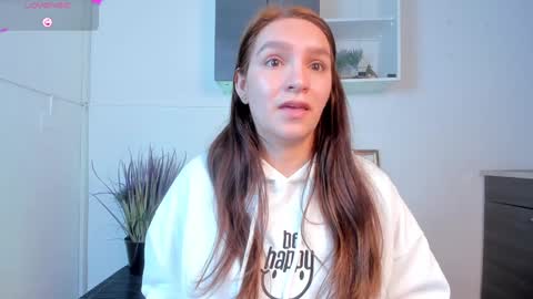 Snapshot of miia_taylors chatting on December 4, 11:30 am Miia 3 online show from December 4, 11:30 am