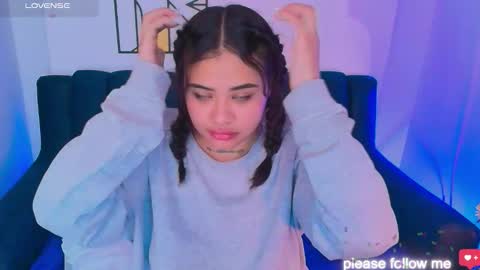 Snapshot of miiaa7_ chatting on November 16, 5:35 am Ma is my name I invite you to check out my wish list for my birthday online show from November 16, 5:35 am