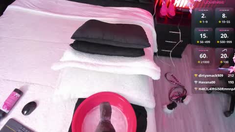 Mia Monroe online show from March 13, 9:05 am