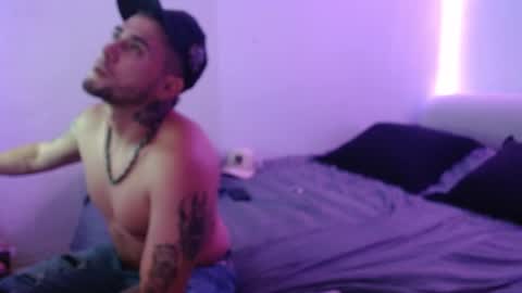 Mia and Liam online show from December 31, 4:27 am