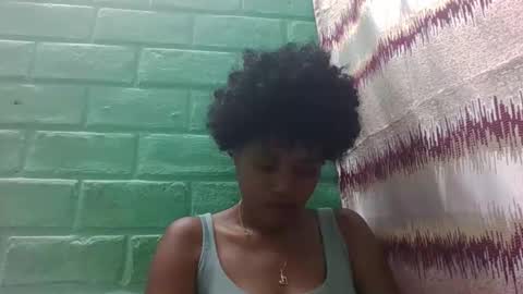 miinah online show from April 7, 10:05 am