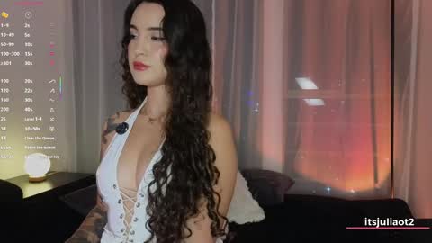   online show from April 25, 12:35 am