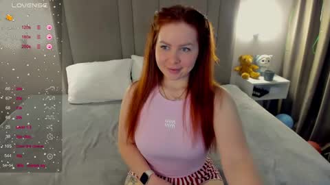 Mika online show from April 18, 2:04 am