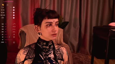 Snapshot of mika_moon_ chatting on December 1, 7:58 pm mika_moon_ online show from December 1, 7:58 pm